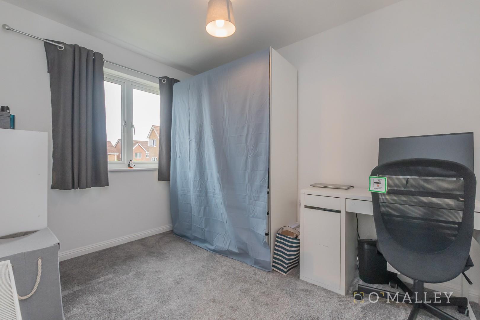 32. Bedroom 4 1.jpg